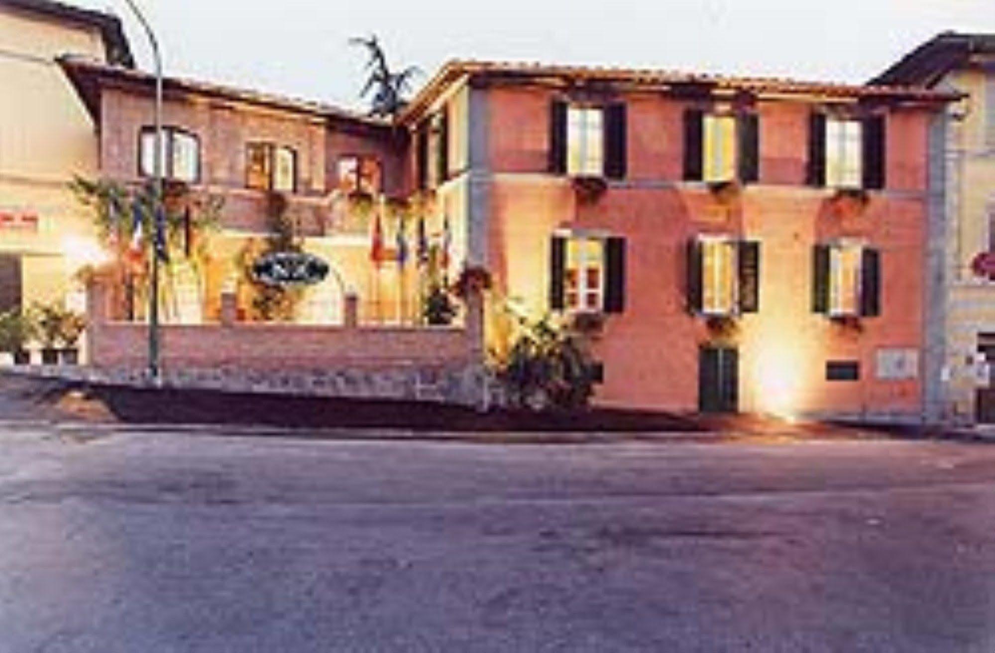 Villa Piccola Сиена Экстерьер фото